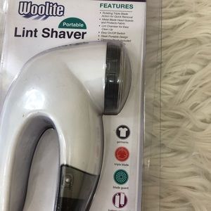 Other - Woolite Portable Fabric Shaver Triple Other - Woolite Portable Fabric Shaver Triple